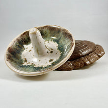 Load image into Gallery viewer, Ring Pottery Dish