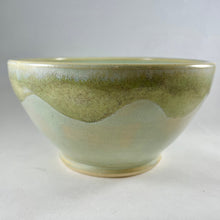 Load image into Gallery viewer, Pale Green Pottery Bowl 
