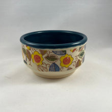 Load image into Gallery viewer, Flower Pottery Bowl
