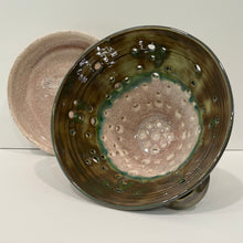 Load image into Gallery viewer, Colander Bowl Set 2
