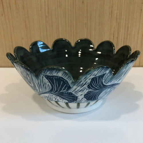 Ginkgo Leaves Pottery Bowl 2